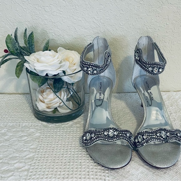 Antonio Melani Sadina Silver Rhinestone High Heels Wedding -Size 8.5 EUC WORN 1X - Picture 3 of 7